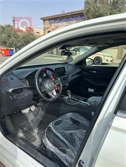 نيسان ألتيما